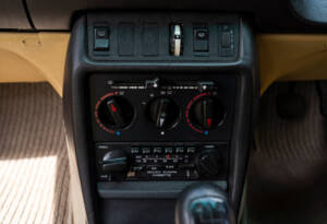 Imagen 18/25 de Mercedes-Benz 280 E (1981)