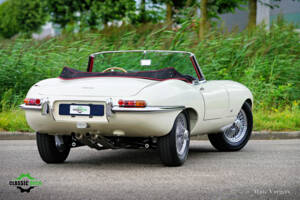 Image 53/65 de Jaguar E-Type 3.8 Flat Floor (1961)