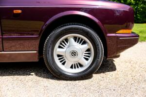 Image 44/46 of Bentley Azure (1997)