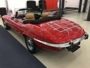 Bild 6/8 von Jaguar E-Type V12 (1973)