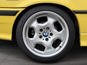 Bild 10/54 von BMW 320i (1999)