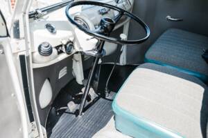 Image 3/50 of Volkswagen T1 camper (1966)