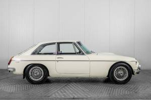 Imagen 12/50 de MG MGB GT (1966)