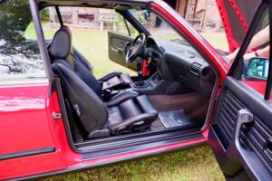 Imagen 11/26 de BMW 318i (1992)