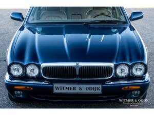 Bild 28/34 von Jaguar XJ 8 4.0 Executive (1999)