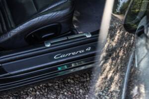Afbeelding 33/43 van Porsche 911 Carrera 4 (1999)