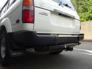 Bild 16/97 von Toyota Land Cruiser FJ80 (1992)
