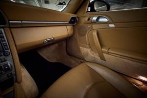 Bild 33/78 von Porsche 911 Carrera 4S (2006)