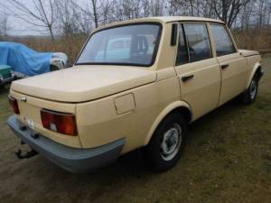 Image 5/48 de Wartburg 1.3 (1990)