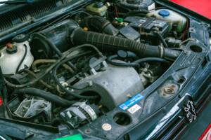Image 31/33 of Peugeot 205 GTi 1.9 (1993)