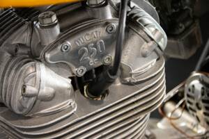 Bild 40/50 von Ducati 250 Scrambler (1971)