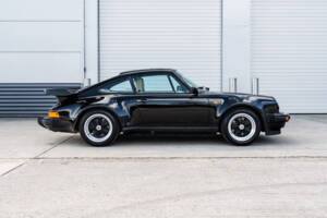 Image 8/67 de Porsche 911 Turbo 3.3 (1986)