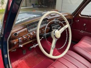 Immagine 9/39 di Mercedes-Benz 220 S (1957)