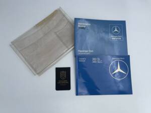 Bild 9/50 von Mercedes-Benz 380 SL (1982)