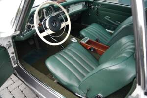 Afbeelding 12/50 van Mercedes-Benz 280 SL (1968)