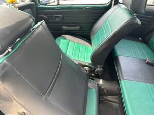 Image 64/92 of Volkswagen Beetle 1600 (1996)