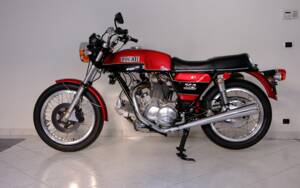 Immagine 44/96 di Ducati 750 GT (1974)