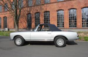 Image 5/16 of Mercedes-Benz 230 SL (1966)