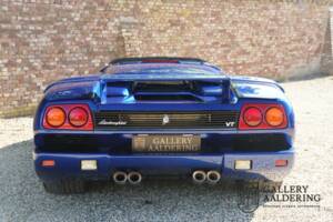 Image 49/50 of Lamborghini Diablo VT Roadster (1996)