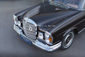 Bild 5/37 von Mercedes-Benz 280 SE (1969)