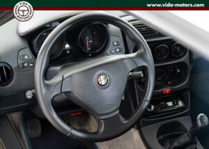 Image 10/18 of Alfa Romeo GTV 2.0 Twin Spark (1997)