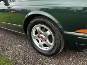 Bild 28/55 von Bentley Continental R (1992)