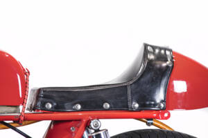 Image 10/22 of Aermacchi Harley-Davidson DUMMY (1969)