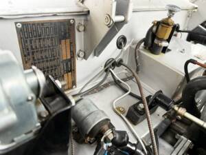 Image 19/50 of Jaguar XK 120 OTS (1953)