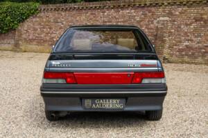 Bild 46/50 von Peugeot 405 Mi16 (1990)