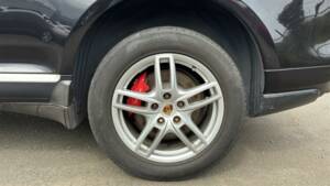 Image 47/50 of Porsche Cayenne Turbo (2007)