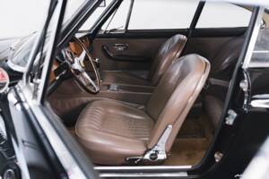 Image 10/100 of Ferrari 330 GT 2+2 (1965)