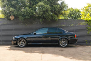 Image 3/56 of BMW M5 (2000)