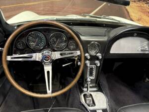 Image 14/34 of Chevrolet Corvette Sting Ray Convertible (1965)