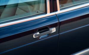 Image 21/72 de Mercedes-Benz 500 SEL (1984)