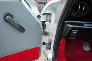 Immagine 50/50 di Alfa Romeo 2.0 Spider QV (1987)