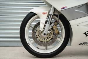 Bild 33/50 von Honda RS 250 RF (1993)