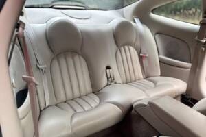 Image 30/40 de Jaguar XKR (1998)