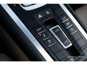 Afbeelding 16/36 van Porsche 911 Targa 4 (2017)