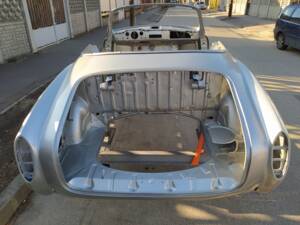 Image 9/14 de Volkswagen Karmann Ghia 1500 (1974)