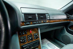 Image 18/28 de Mercedes-Benz 600 SEL (1993)