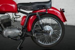 Image 8/28 of MV Agusta 125 TR (1958)