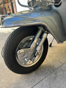 Immagine 9/19 di Innocenti Lambretta Li Special 125 (1969)