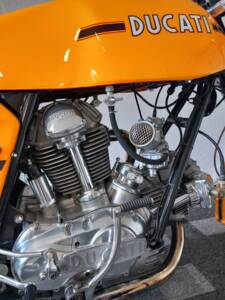 Immagine 12/30 di Ducati 750 Sport (1973)