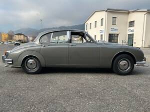Bild 4/42 von Daimler 2.5 Litre V8 (1967)