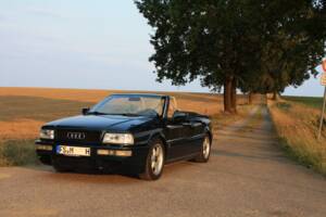 Bild 40/88 von Audi Cabriolet 2.6 (1995)