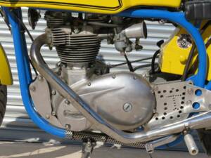 Image 4/45 of Norton Triton 650 (1961)