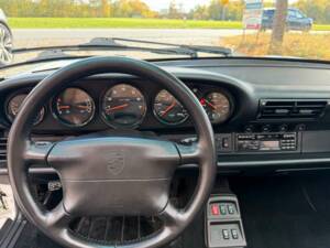 Bild 17/40 von Porsche 911 Carrera (1993)
