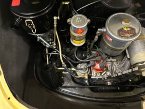 Image 56/101 of Porsche 356 B 1600 (1963)