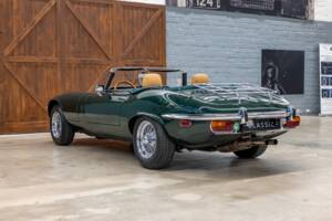 Image 27/34 de Jaguar Type E V12 (1972)