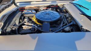 Image 15/18 of Lincoln Continental Sedan (1965)